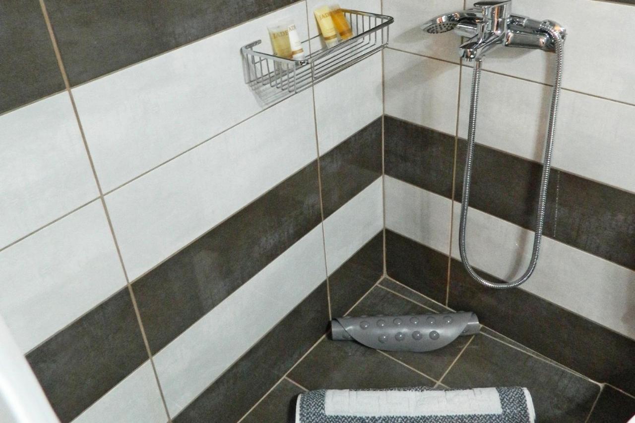 Blue Phaistos Apartments No1 Moirai ภายนอก รูปภาพ
